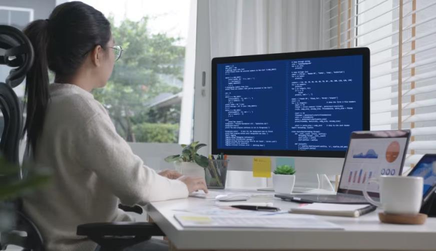 荣成市企业数字化解决方案：机器学习赋能商业模式升级的核心路径